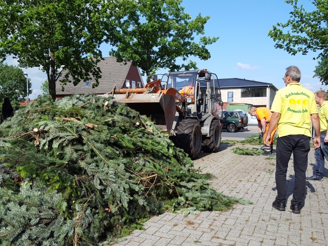 ../fotos/weltrekordversuch_ostrhauderfehn_2019/2019-06-11 17.32.49.jpg